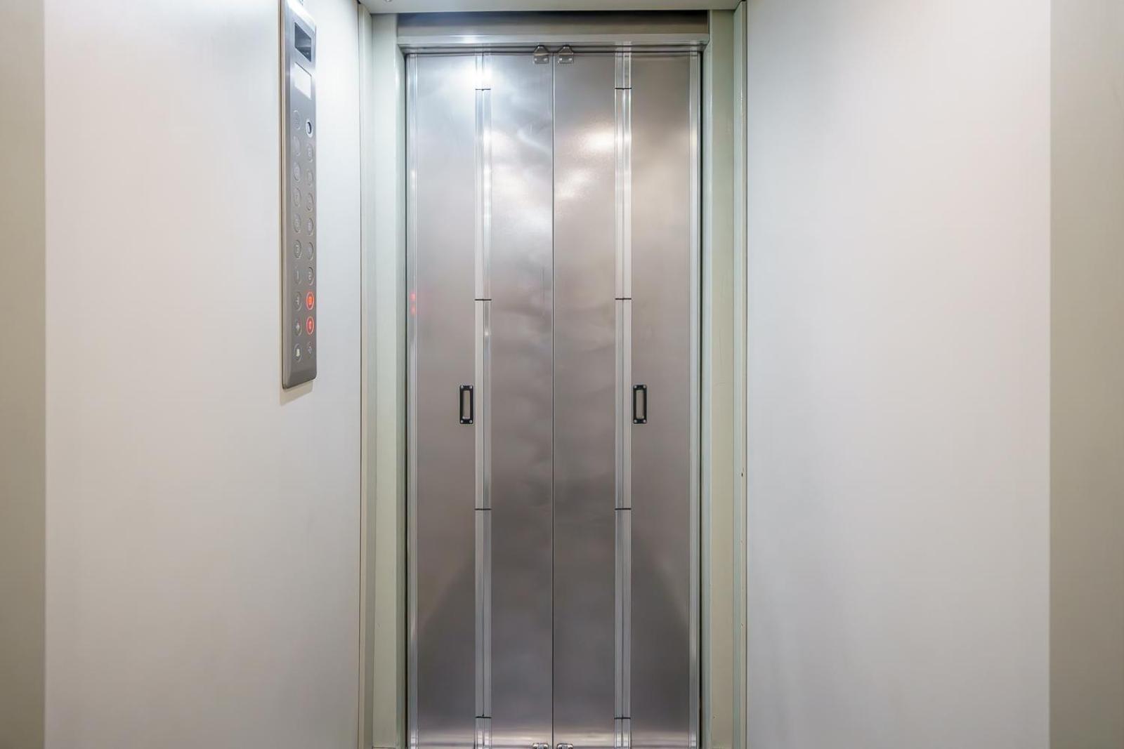 9Th Floor Apartment Шибеник Экстерьер фото